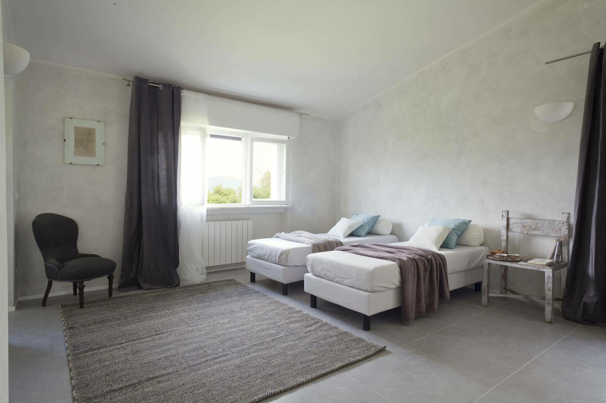 Villa De Hura Apartment แบร์กาโม ภายนอก รูปภาพ